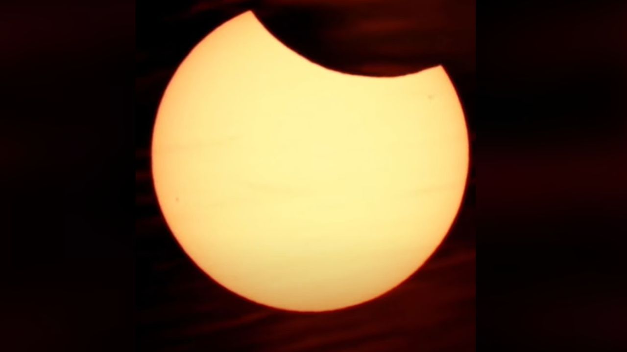 Image captured from Troms&oslash;, Norway from TimeandDate's livestream.
