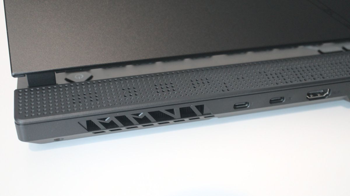 ASUS ROG Strix Scar G533