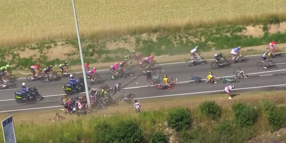 The crash from side on via television images