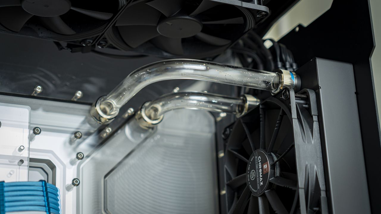 Blue Shift, Spectre III PC Build