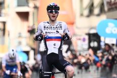 Matej Mohorič wins Milan-San Remo 2022.