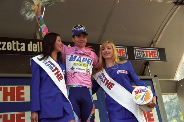 Cadel Evans as a 25 year old neo-pro was overwhelmed to be in pink in 2002.