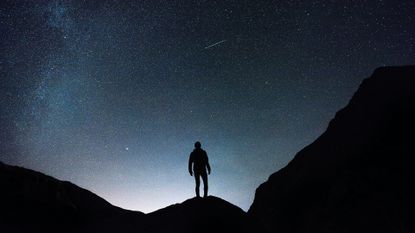 Stargazing guide: starry sky at night