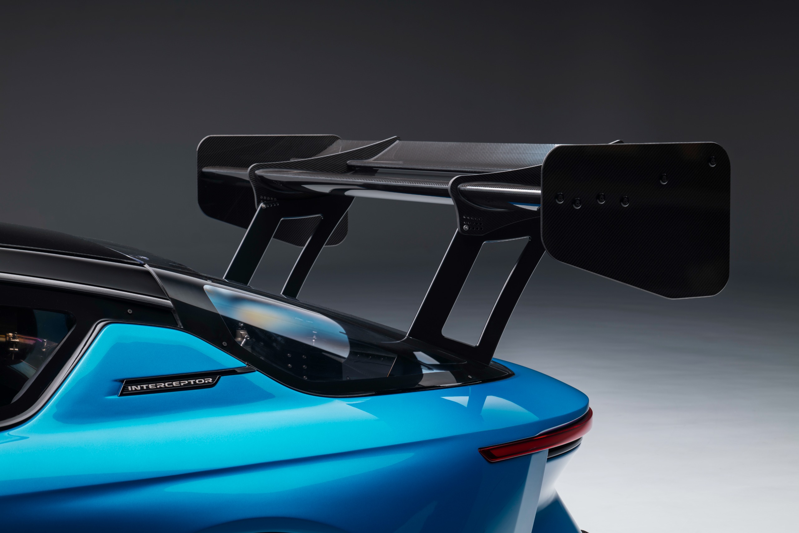 Jensen Interceptor GTX has an adjustable rear spoiler