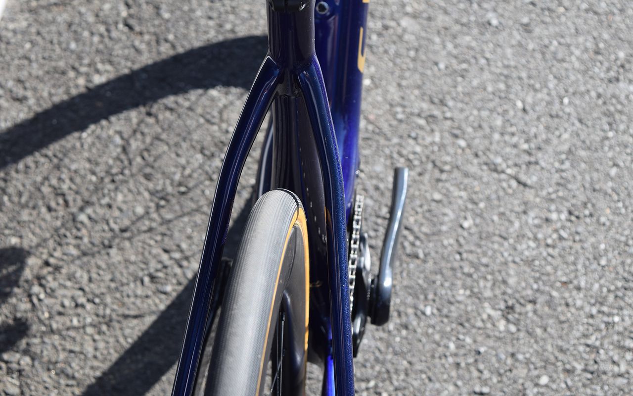The bike has clearances for up to 42mm tyrees