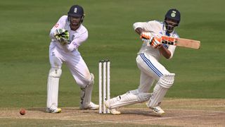 Ravinda Jadeja (R) batting with Ben Foakes (L) keeping wicket 