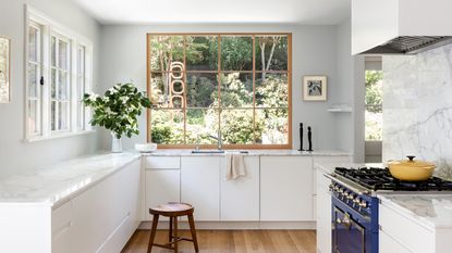 Smooth-top white ceramic cooktops started showing up in kitchens