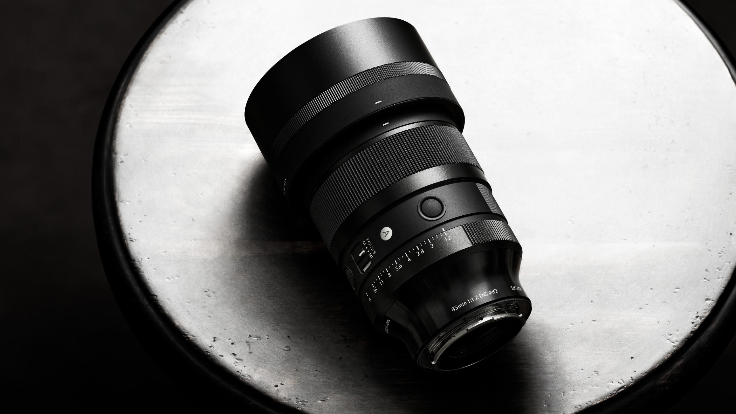 Sigma 85mm f/1.2 DG Art lens