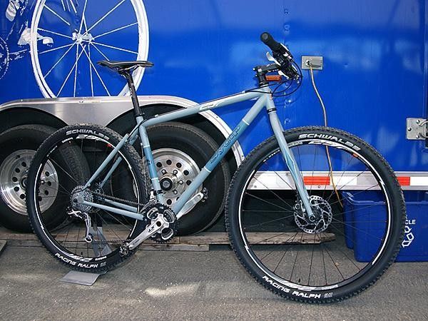 A stealth Sycip was lurking in the Shimano booth as a backdrop for the Shimano's new 29" wheels.