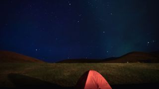 How to choose and use binoculars for stargazing and astronomy