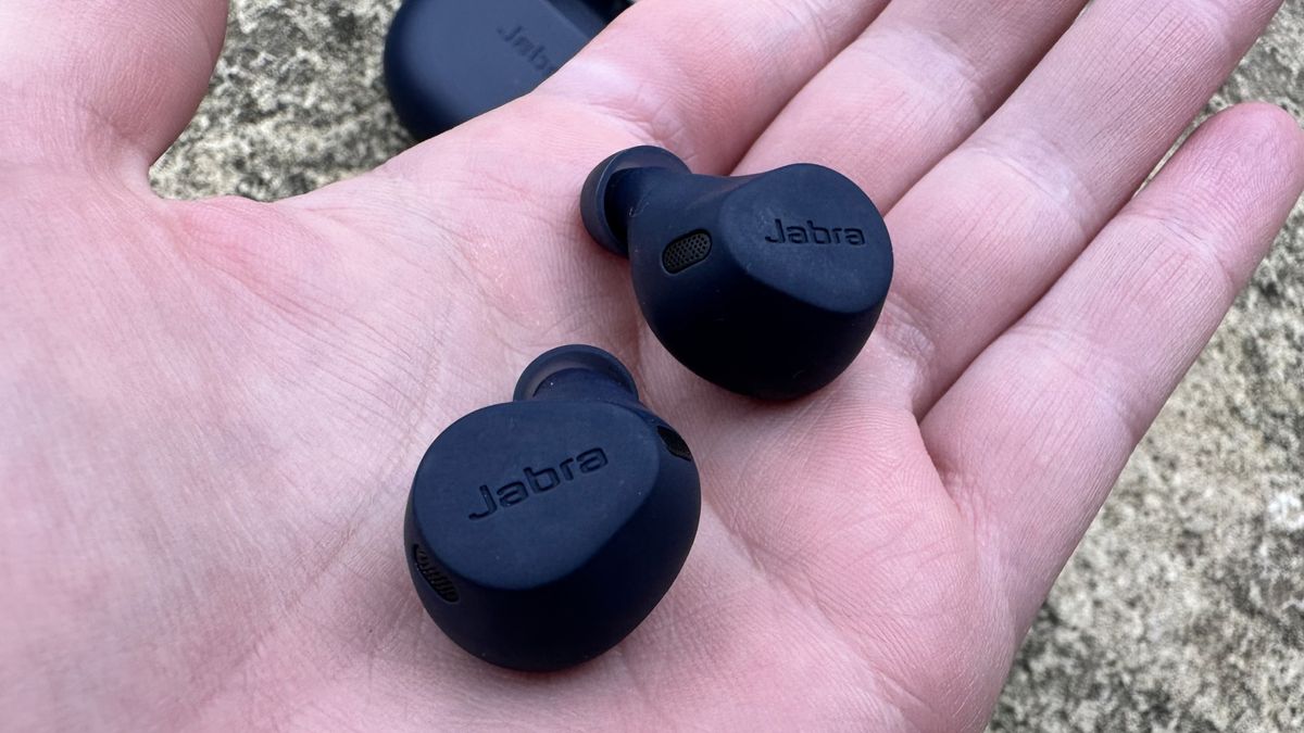 Jabra Elite 8 Active review: are these the best earbuds for working out ...