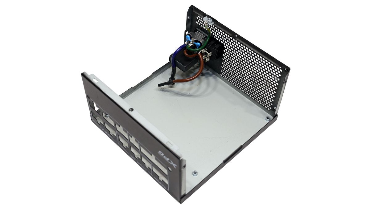 XPG Cybercore 1000