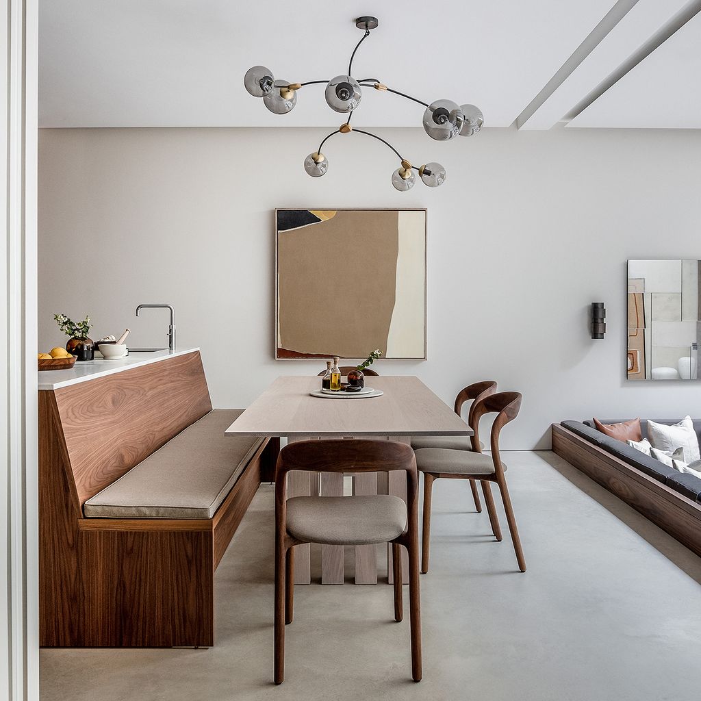 The design trend that fits seating into small kitchens | Livingetc