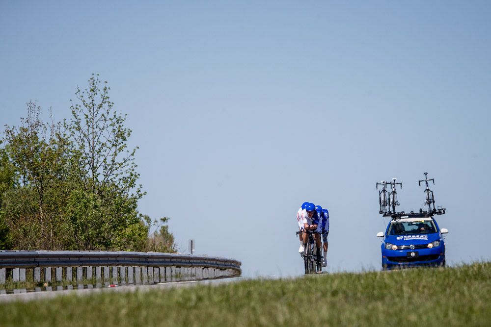 UnitedHealthcare riders crest one of the hills along the course.