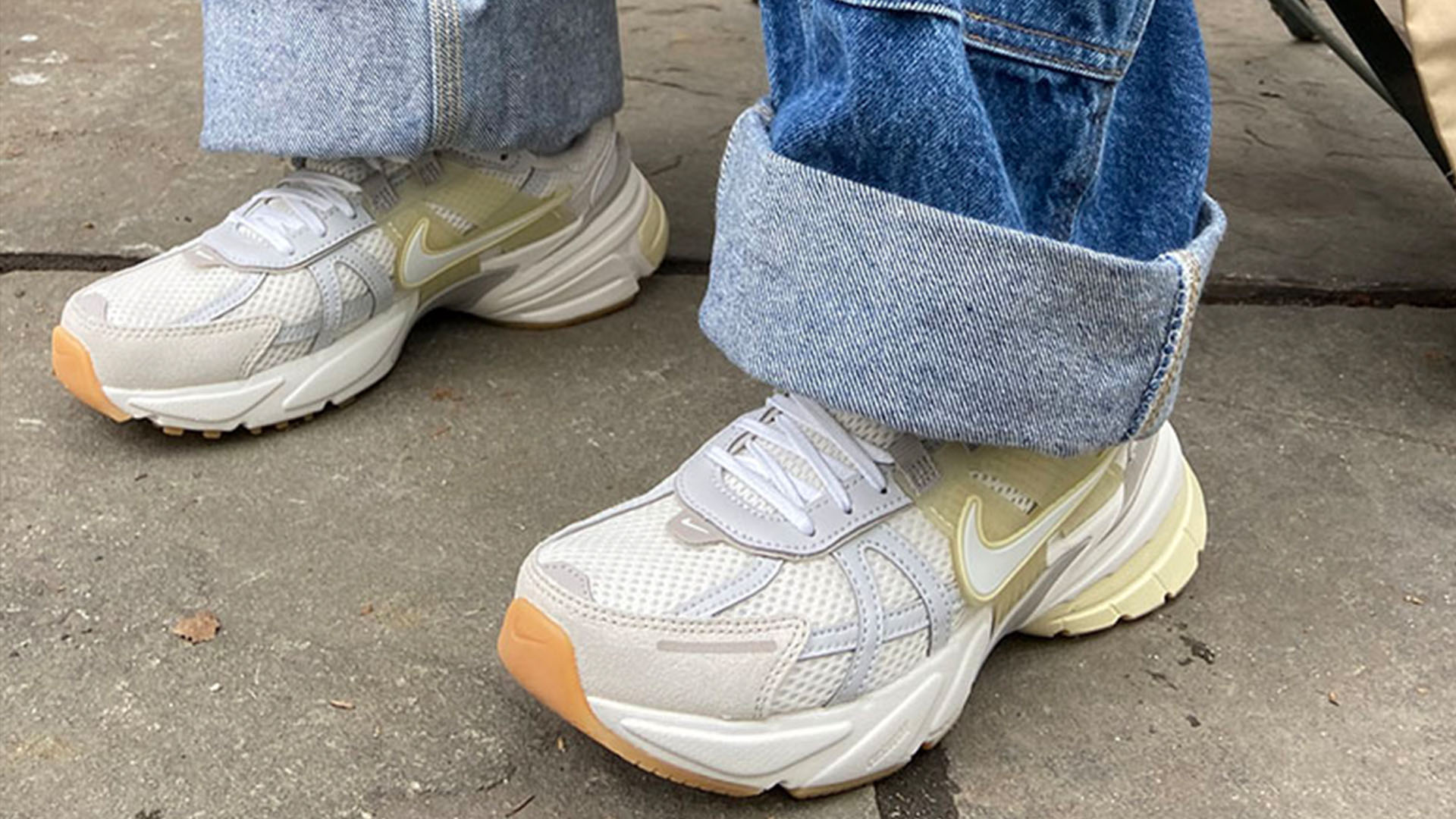 white nike sneakers