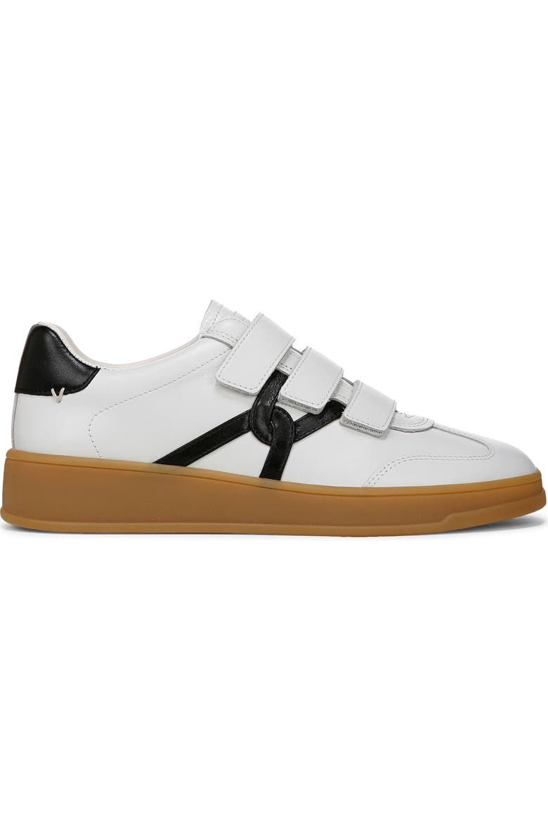 Reagan Sneaker