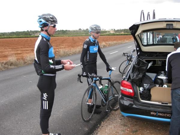 France's Nicholas Portal grabs some food