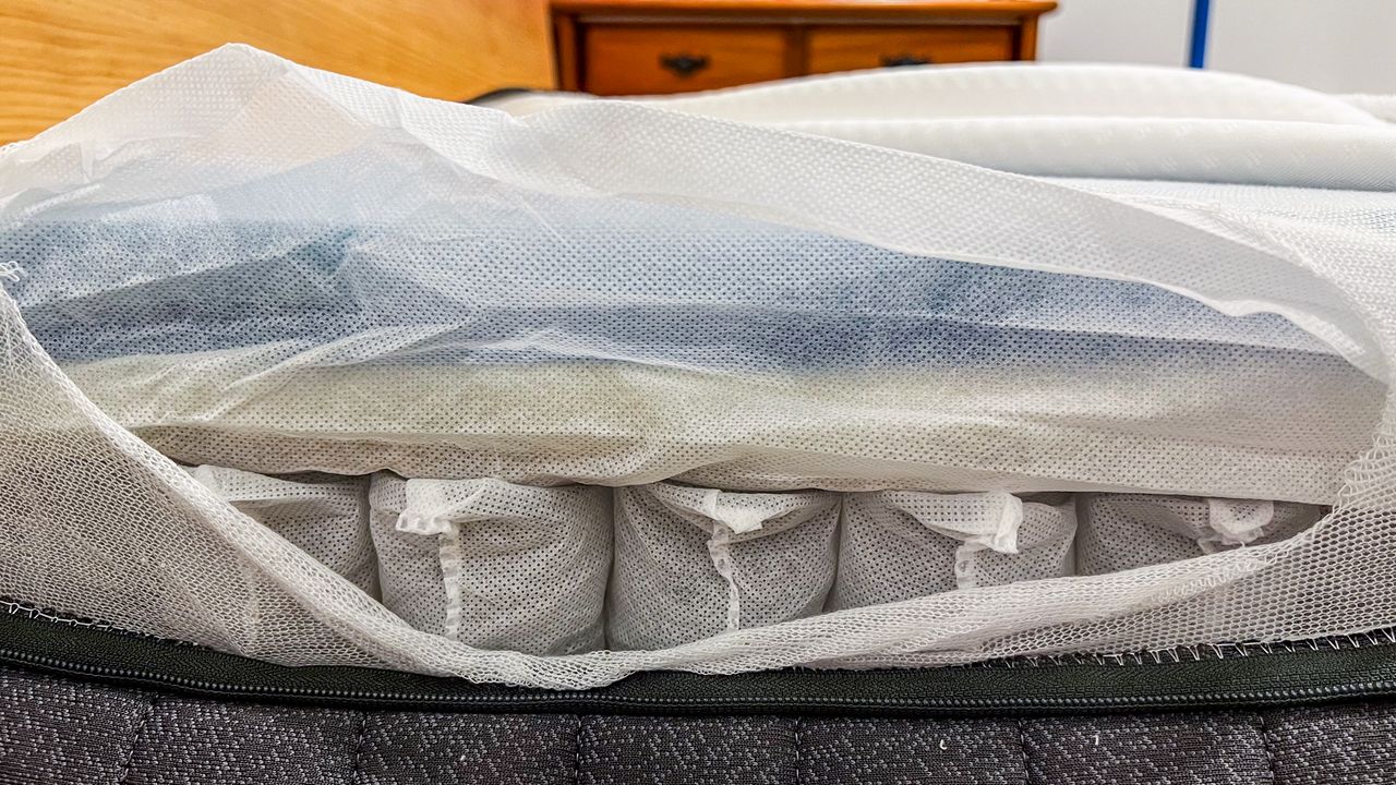 The individually wrapped springs inside the Emma Luxe mattress