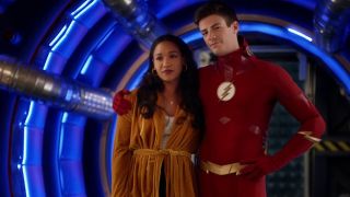 Iris West Allen (Candice Patton) and Barry Allen (Grant Gustin) in the pipeline at STAR Labs. 