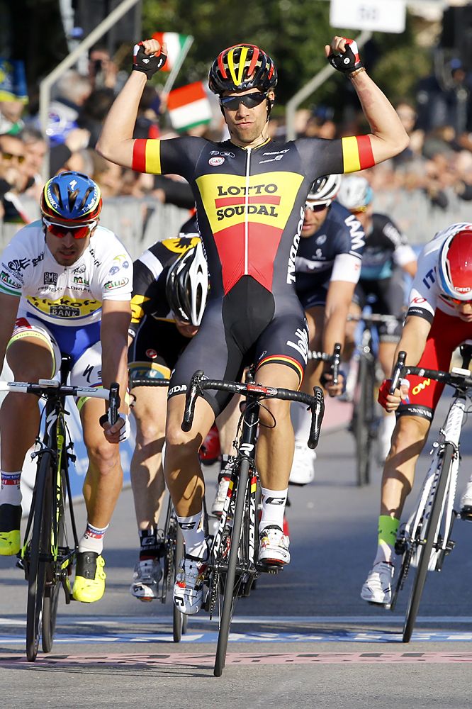 Jens Debusschere (Lotto-Soudal) wins stage 2