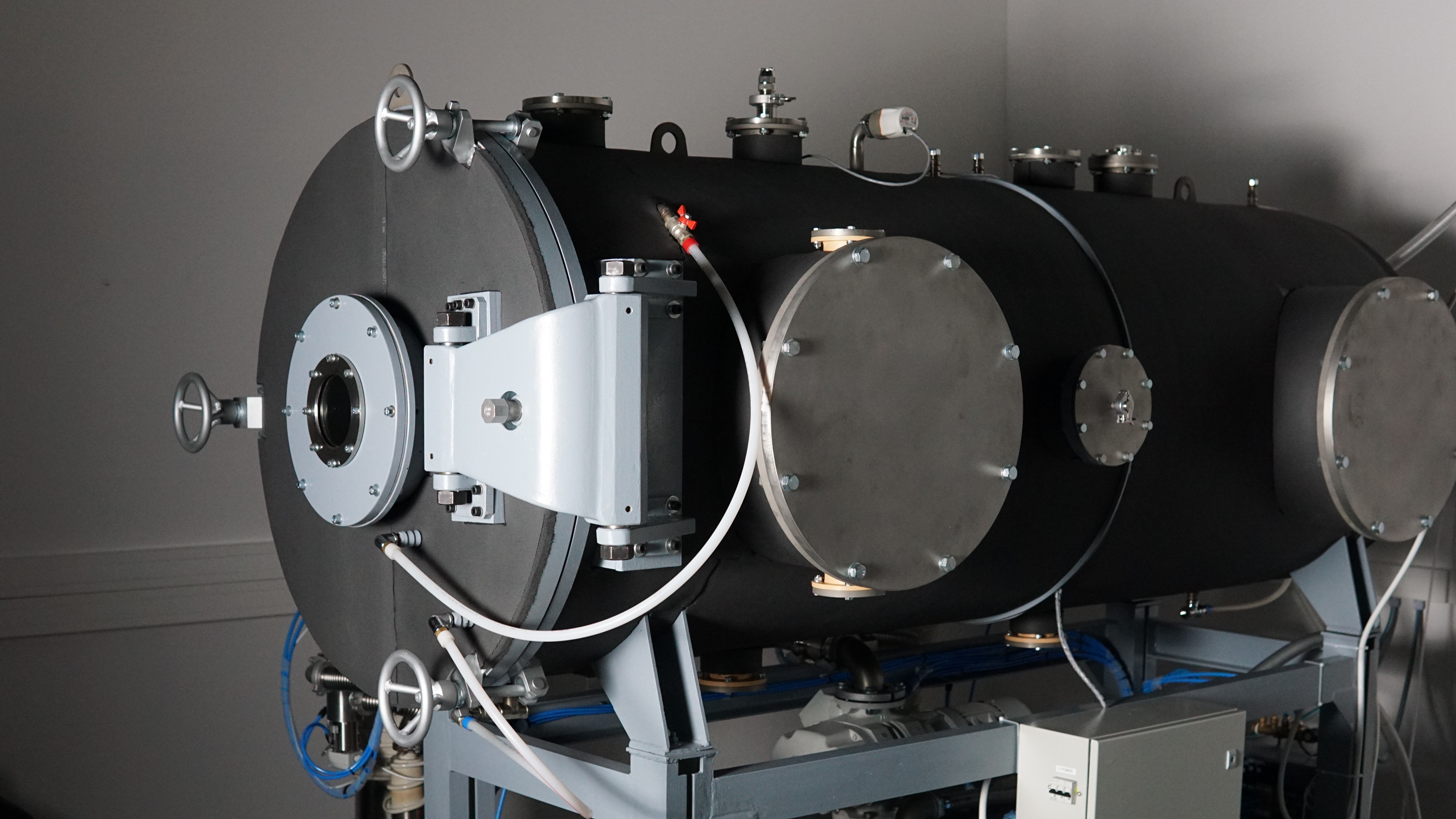 A device with a lens in the front.