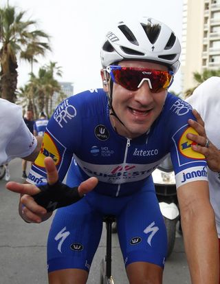 Elia Viviani (Quick-Step Floors) wins stage 2 at the Giro d'Italia