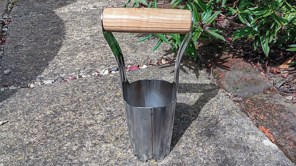 Kent &amp; Stowe Hand Bulb Planter