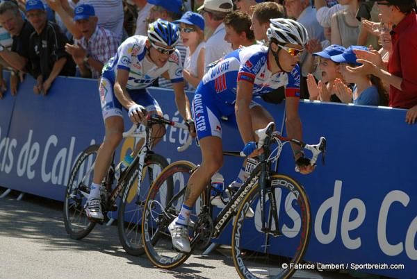Sylvain Chavanel and Paul Poux (Saur Sojasun) on the last lap