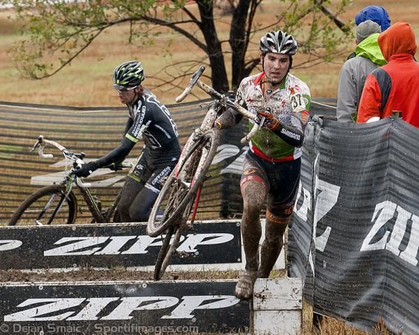 Yannick Eckmann (Pearlizumi-Shimano-Focus) flies over the barriers and would finish the day in 5th place.