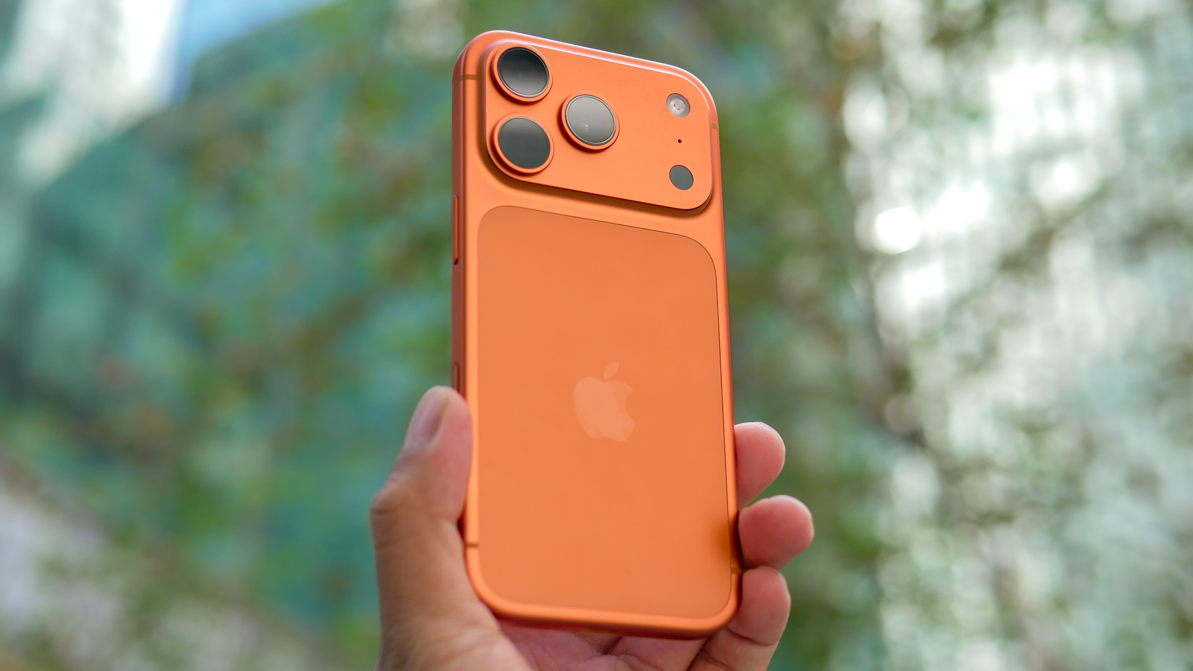iPhone 17 Pro review.