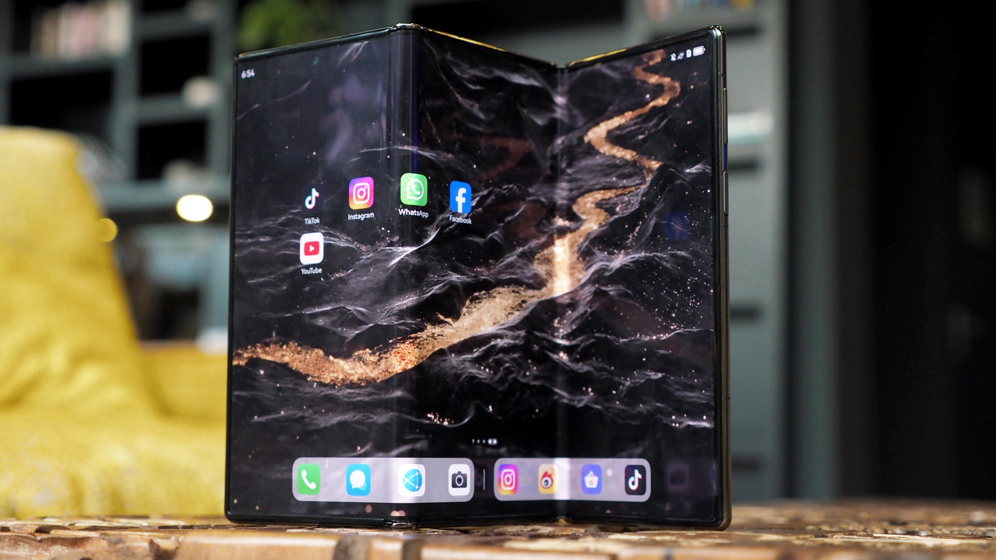 Huawei Mate XT review