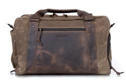 A front view of the Atlas Executive Athletic Holdall