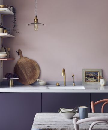 Experts Predict ‘digital Lavender’ Will Be The Color Of The Year 2023 