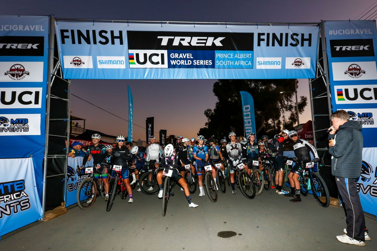 Early morning start for 2023 Swartberg 100