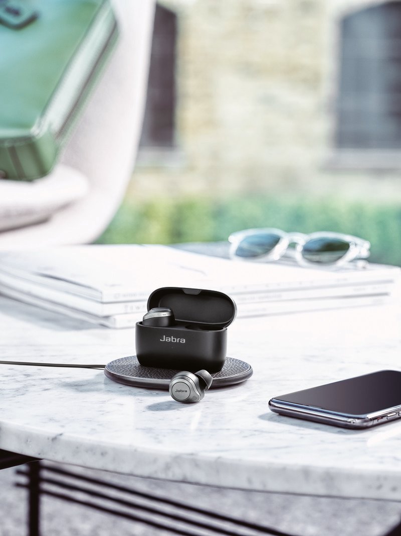 Jabra's new noise-canceling wireless earbuds crush AirPods Pro in a few ...