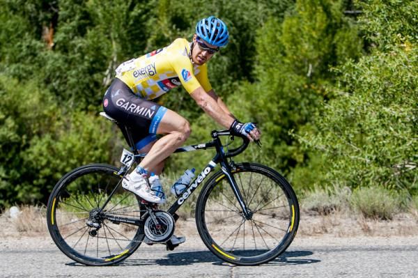 Tyler Farrar (Garmin-Sharp) cruises along in the bunch.