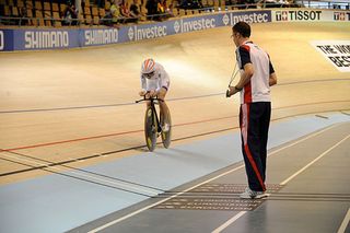 Paul Manning keeps time for Wendy Houvenaghel, UCI Track Cycling World Championships 2010, women's individual pursuit qualifying