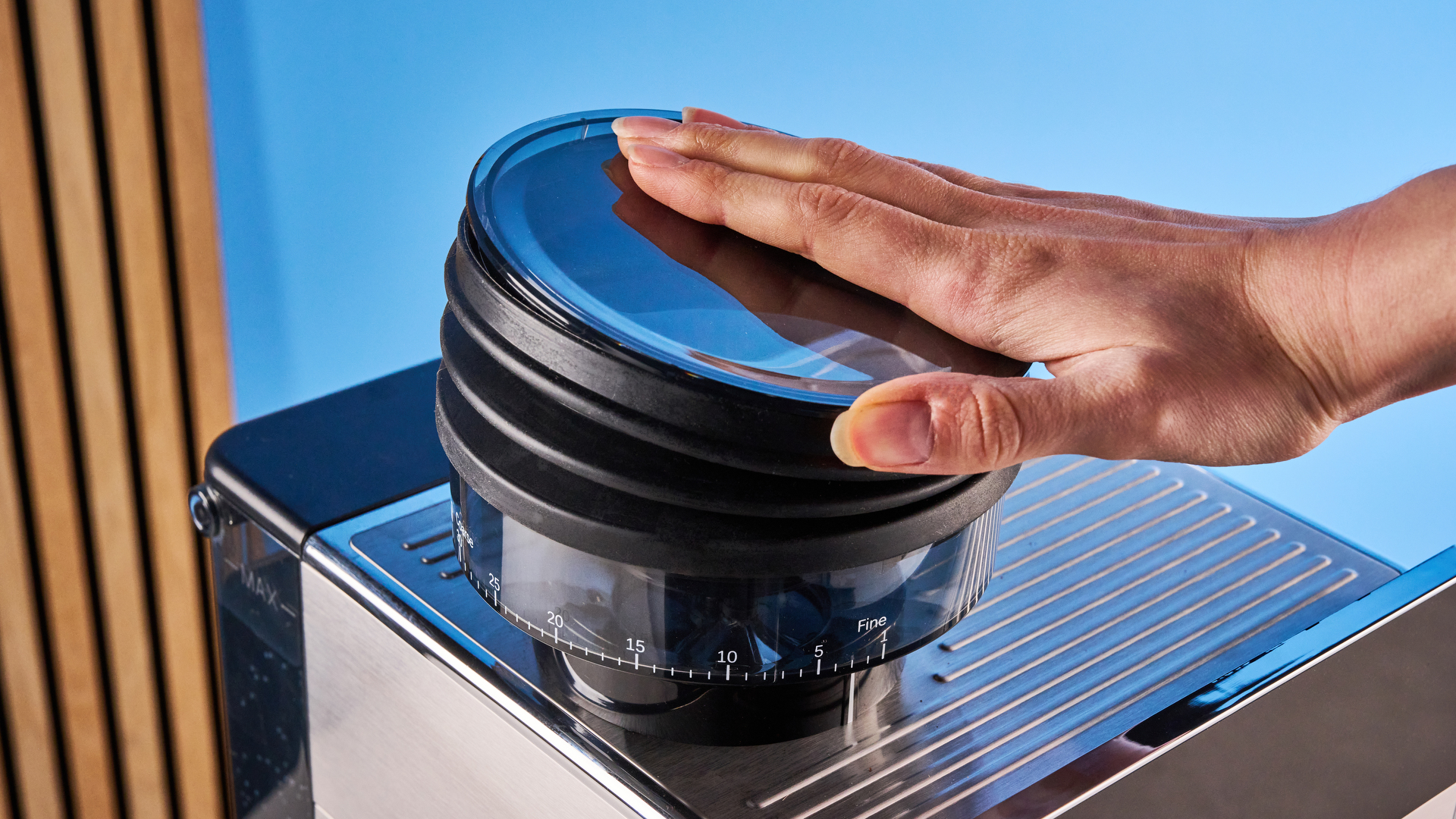 the casabrews marenza bean to cup espresso machine with built in grinder