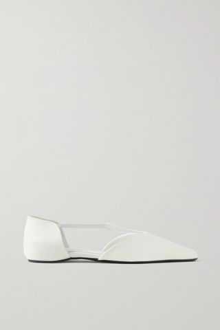 The T-strap faille point-toe flats