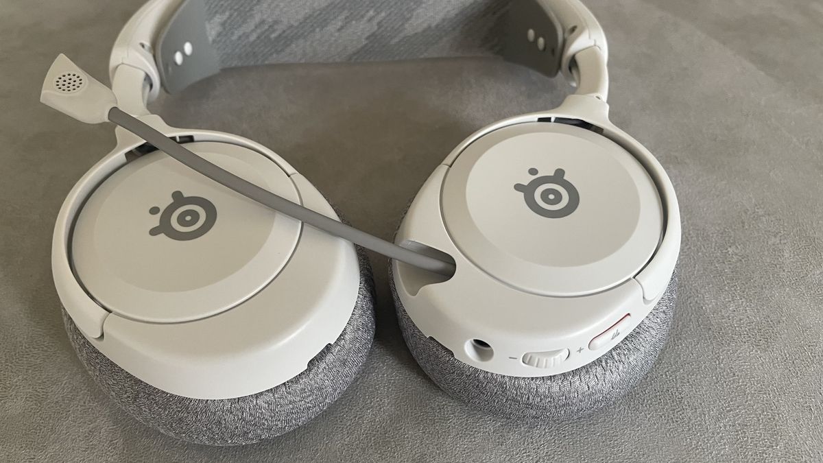 SteelSeries Arctis Nova 1 gaming headset