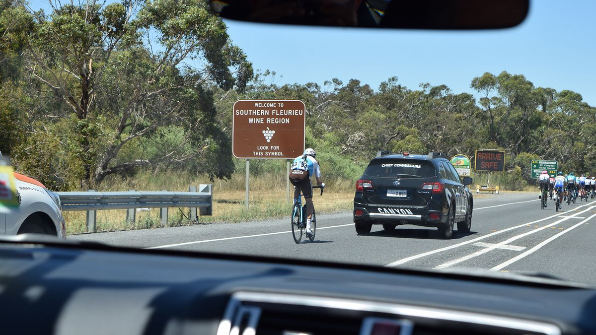 Matteo Montaguti chases back on to the back of the peloton