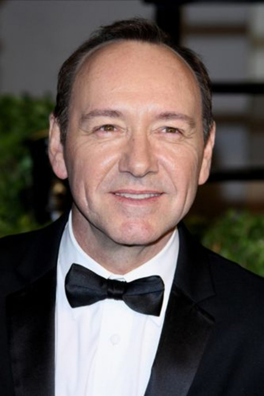 40-favourite-songs-of-famous-people-12-1556672653-wb3M-column-width-inline
