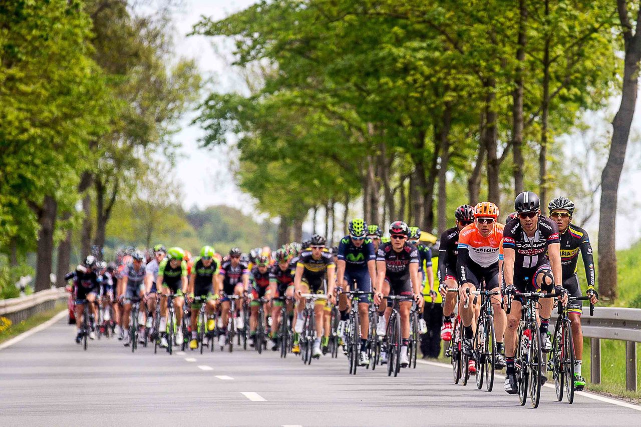 The peloton riding along
