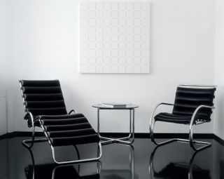 MR Chaise by mies van der rohe
