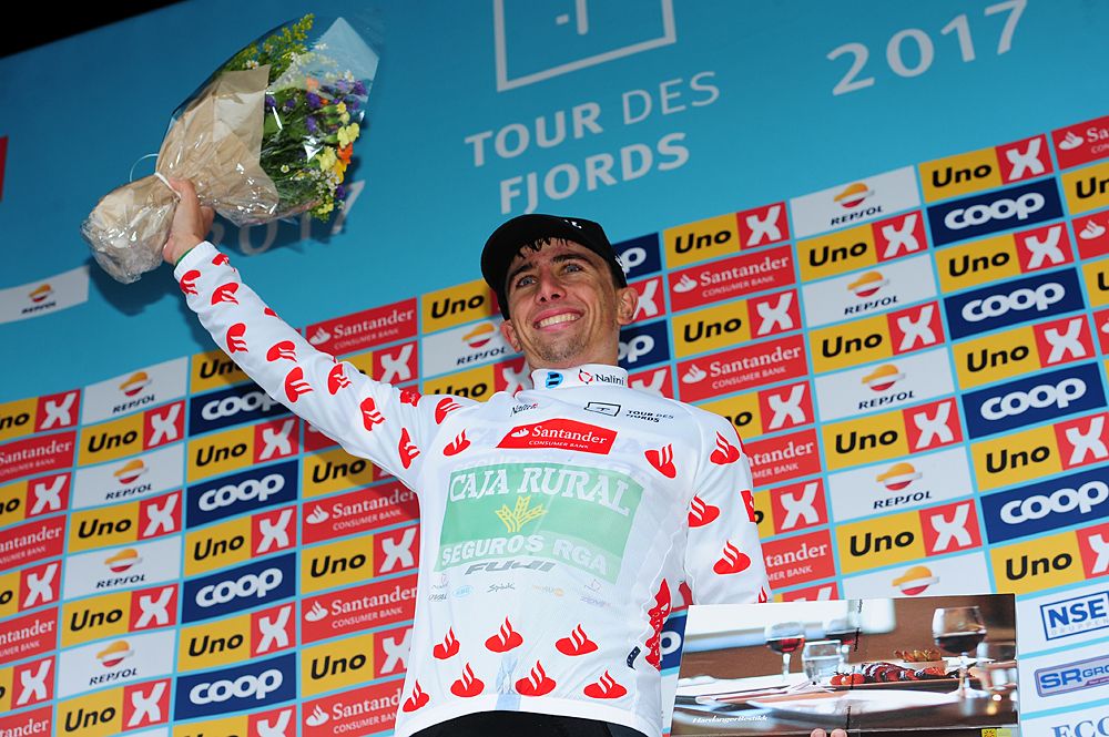 Mountains leader Jonathan Lastra (Caja Rural)