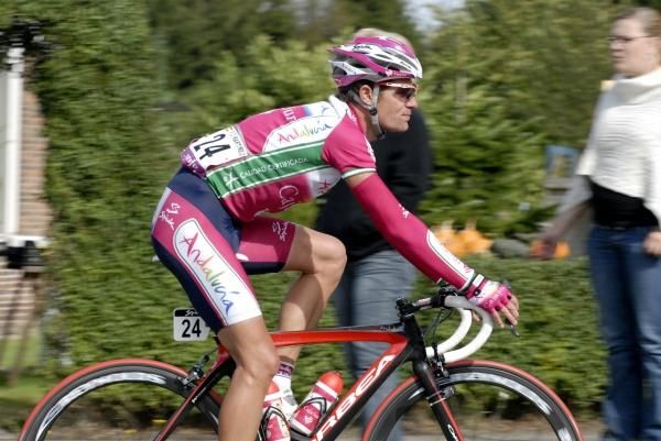 Francisco Jos&eacute; Mart&iacute;nez (Andaluc&iacute;a-Cajasur) finished in 195th in Emmen.