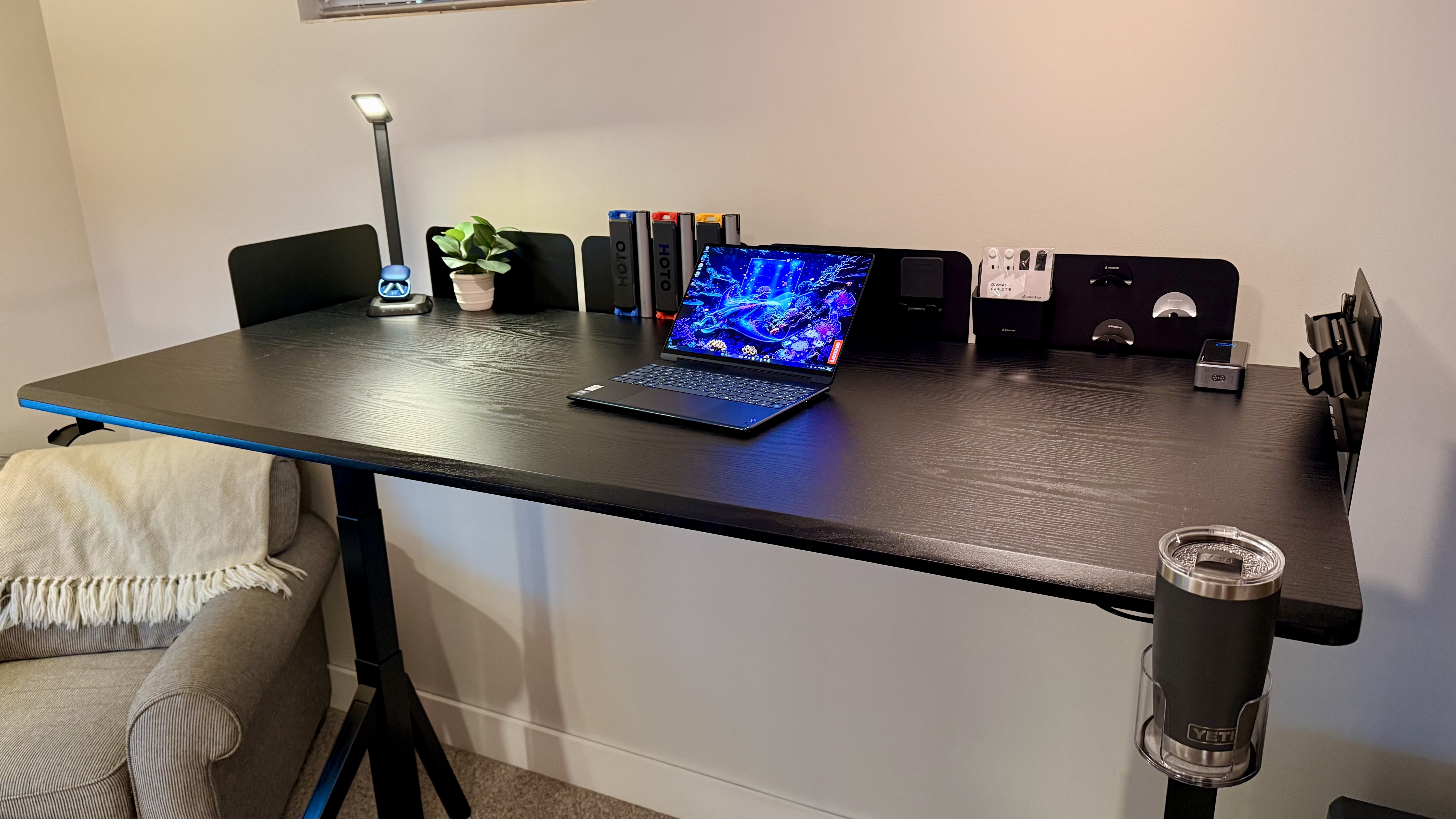 Dezctop | Revon Elite