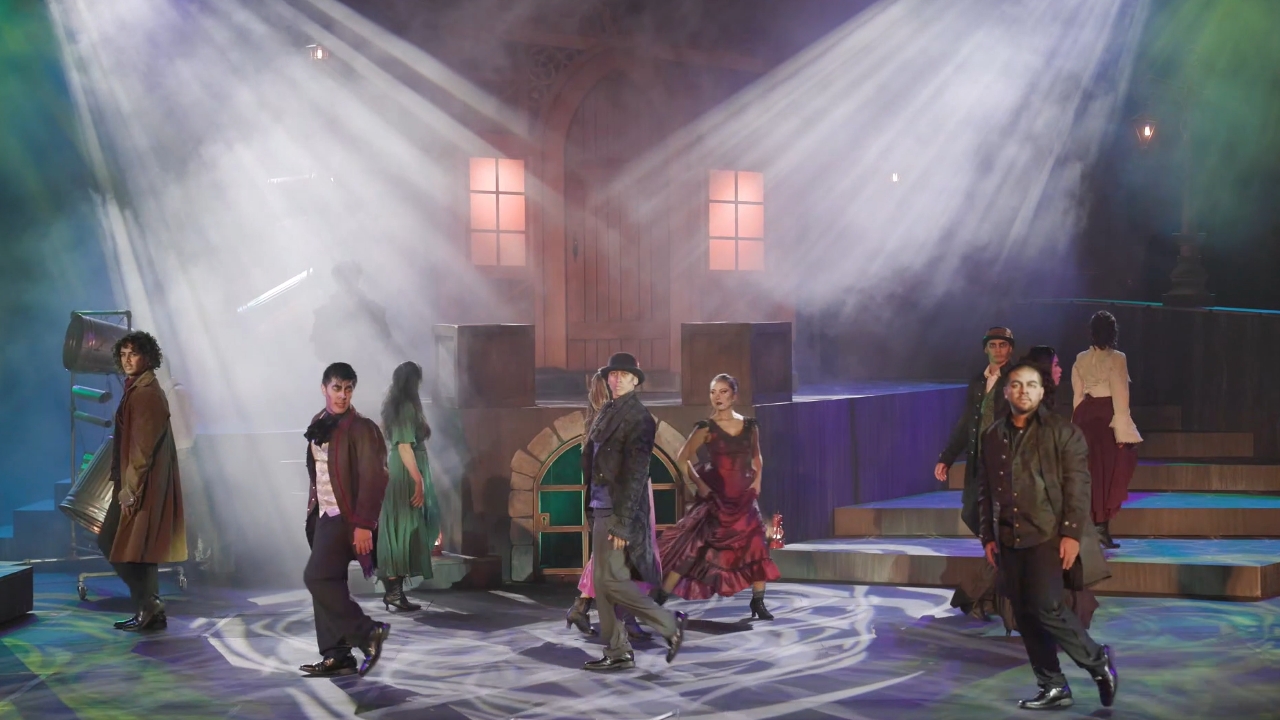 Monster Stomp no Ripper Row Cast Dancing