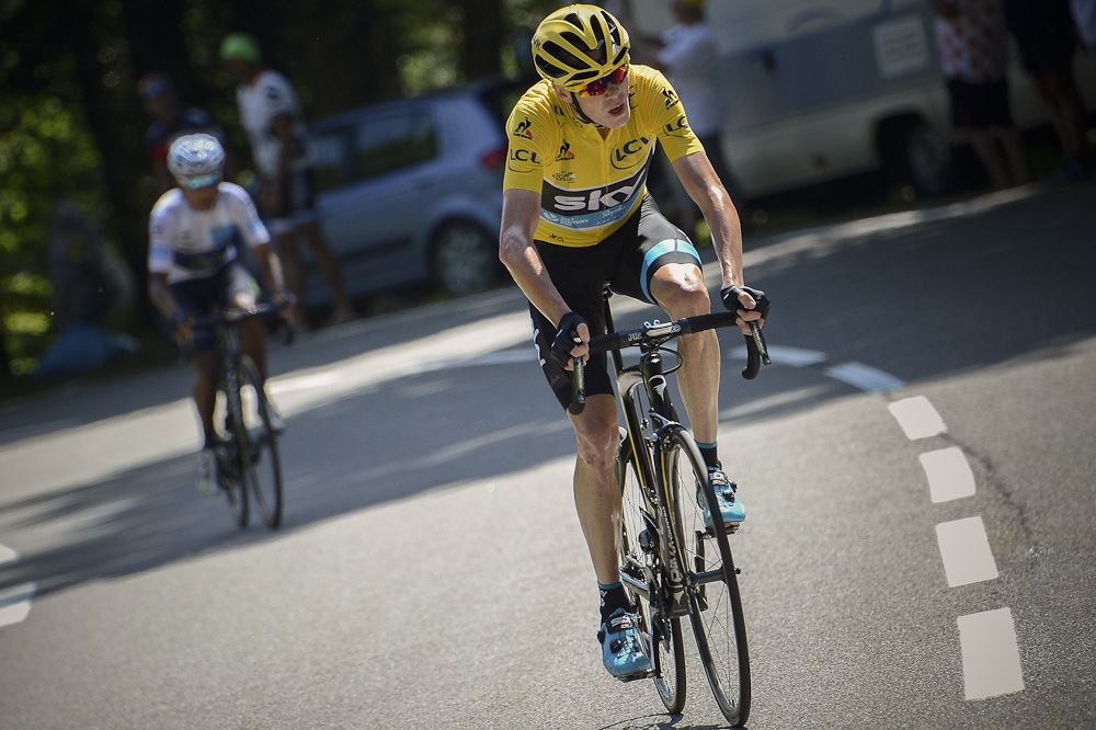 Chris Froome leaves Nairo Quintana behind during stage 10.
