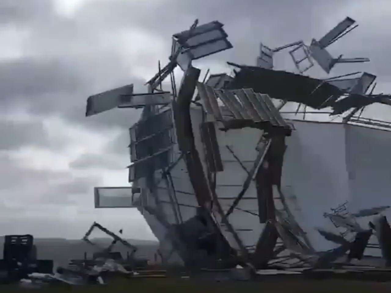 Scottish Open Tent Flies Off In Storm Hector Winds